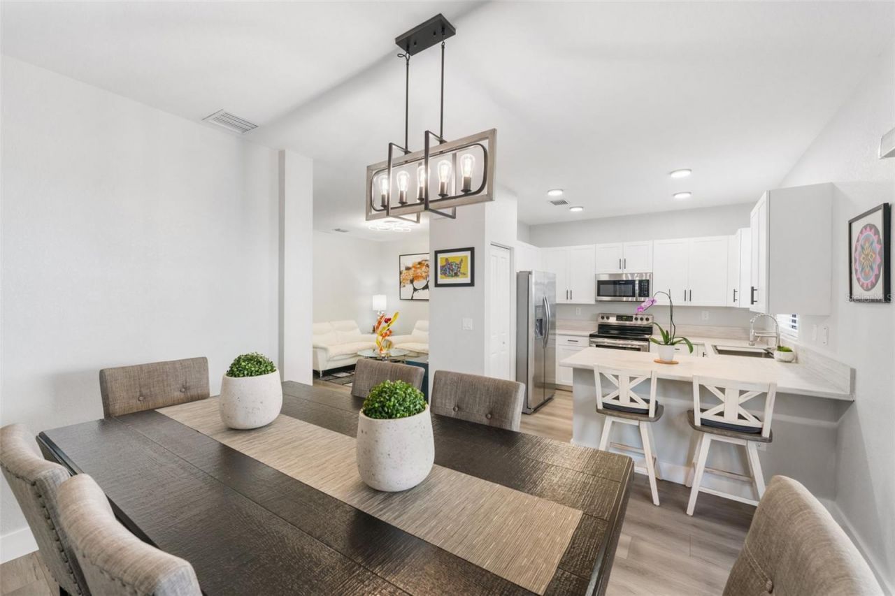 549 NE 206th Lane, Miami, FL 33179 Photo