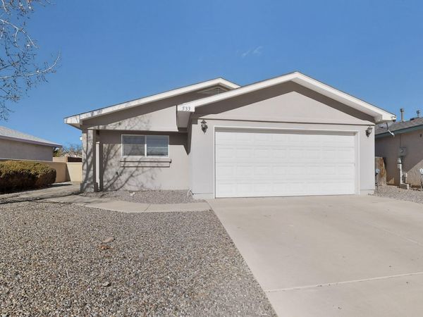 533 Cimarron Meadows Drive NE, Rio Rancho, NM 87144