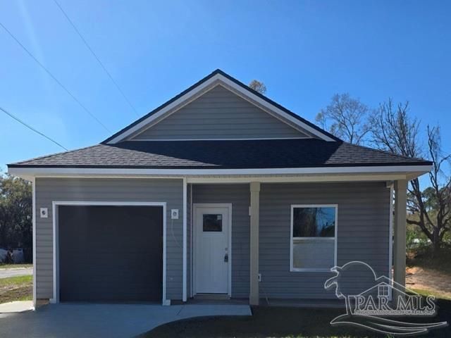 723 Bremen Ave, Pensacola, FL 32507 Main Photo