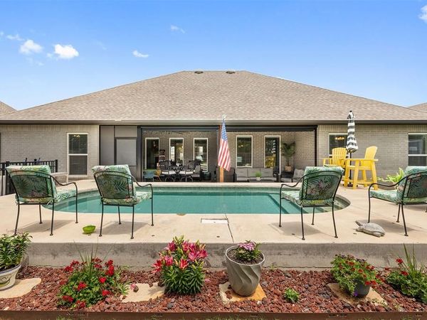 4813 Hambletonian Lane, Mustang, OK 73064