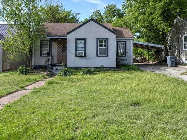 1510 SW B Street, Lawton, OK 73501