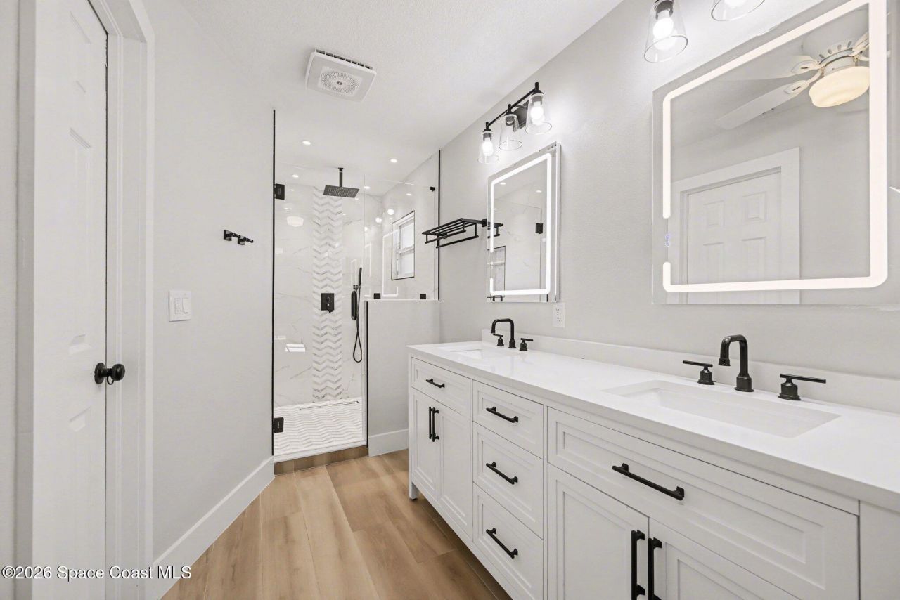 4923 Flora Drive, Melbourne, FL 32934 Photo