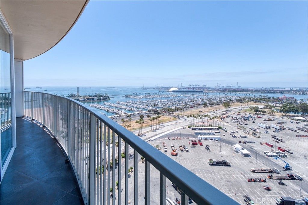 700 E Ocean Boulevard, Unit 2508, Long Beach, CA 90802 Main Photo