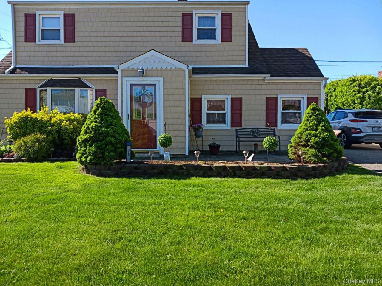 70 Corncrib Lane, Levittown, NY 11756 Main Photo