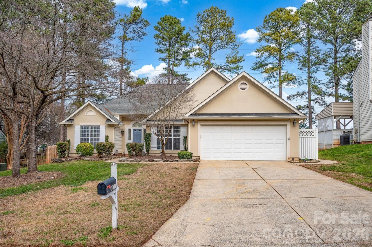 9117 Strattonville Court, Huntersville, NC 28078 Main Photo