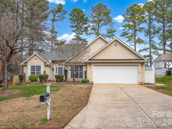 9117 Strattonville Court, Huntersville, NC 28078