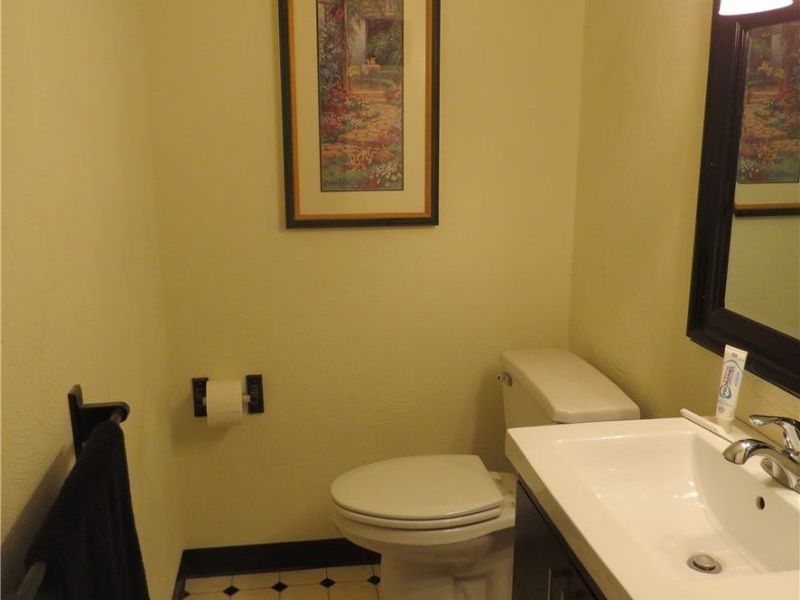 46580 Middle Ridge, Amherst, OH 44001 Photo 17