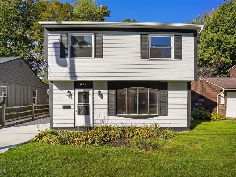 5758 Beech Drive, Mentor on the Lake, OH 44060 Photo 1