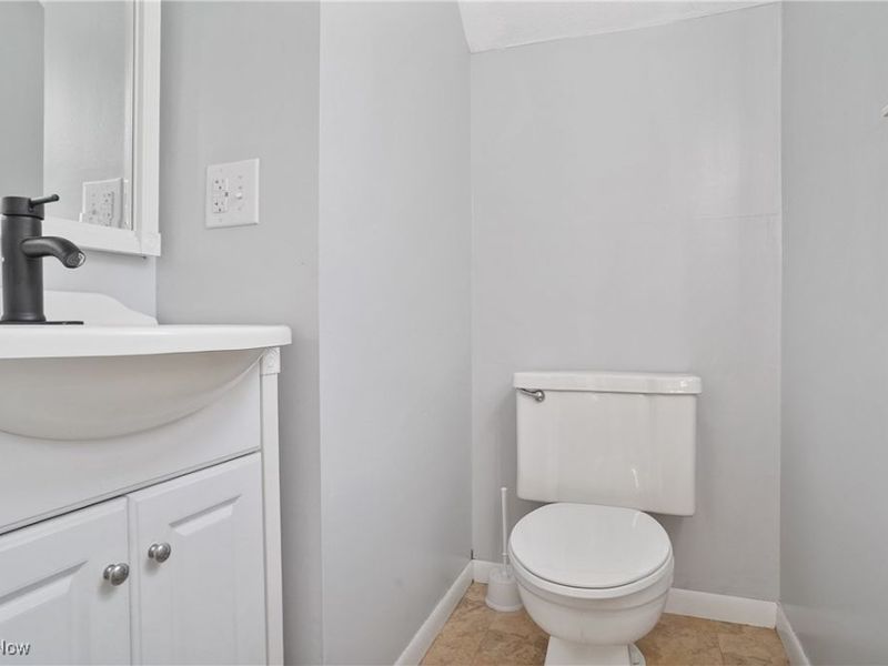 5758 Beech Drive, Mentor on the Lake, OH 44060 Photo 15