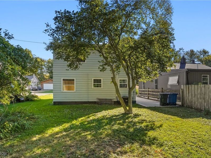 5758 Beech Drive, Mentor on the Lake, OH 44060 Photo 24