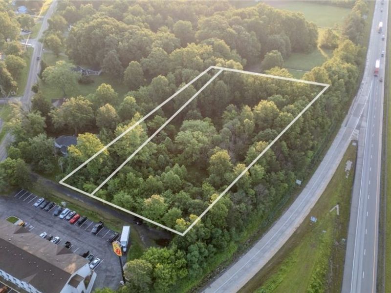 4360 Beal Drive, Kent, OH 44240 Photo 2