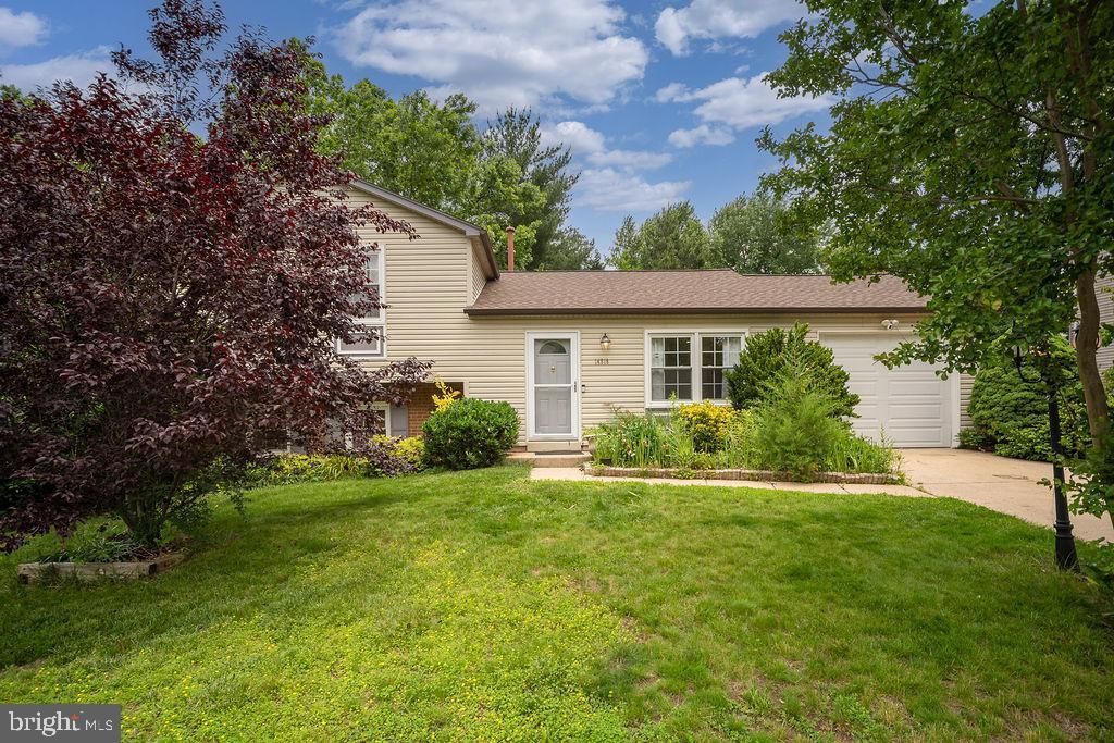 14516 Awbrey Patent Drive, Centreville, VA 20120 Main Photo