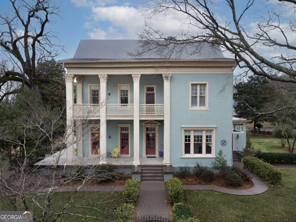 26 Magnolia Street, Grantville, GA 30220