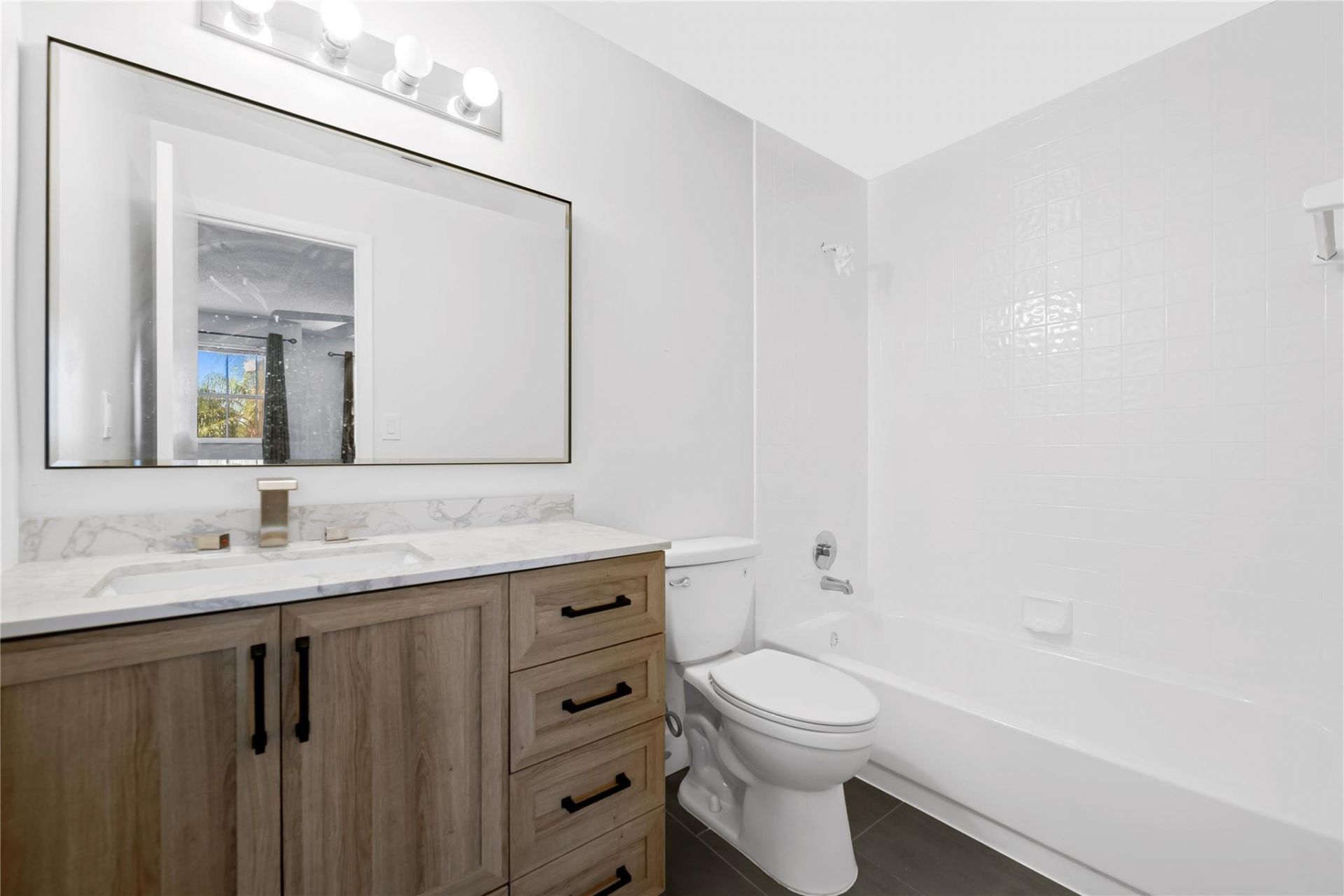 8245 NW 70th Street, Tamarac, FL 33321 Photo