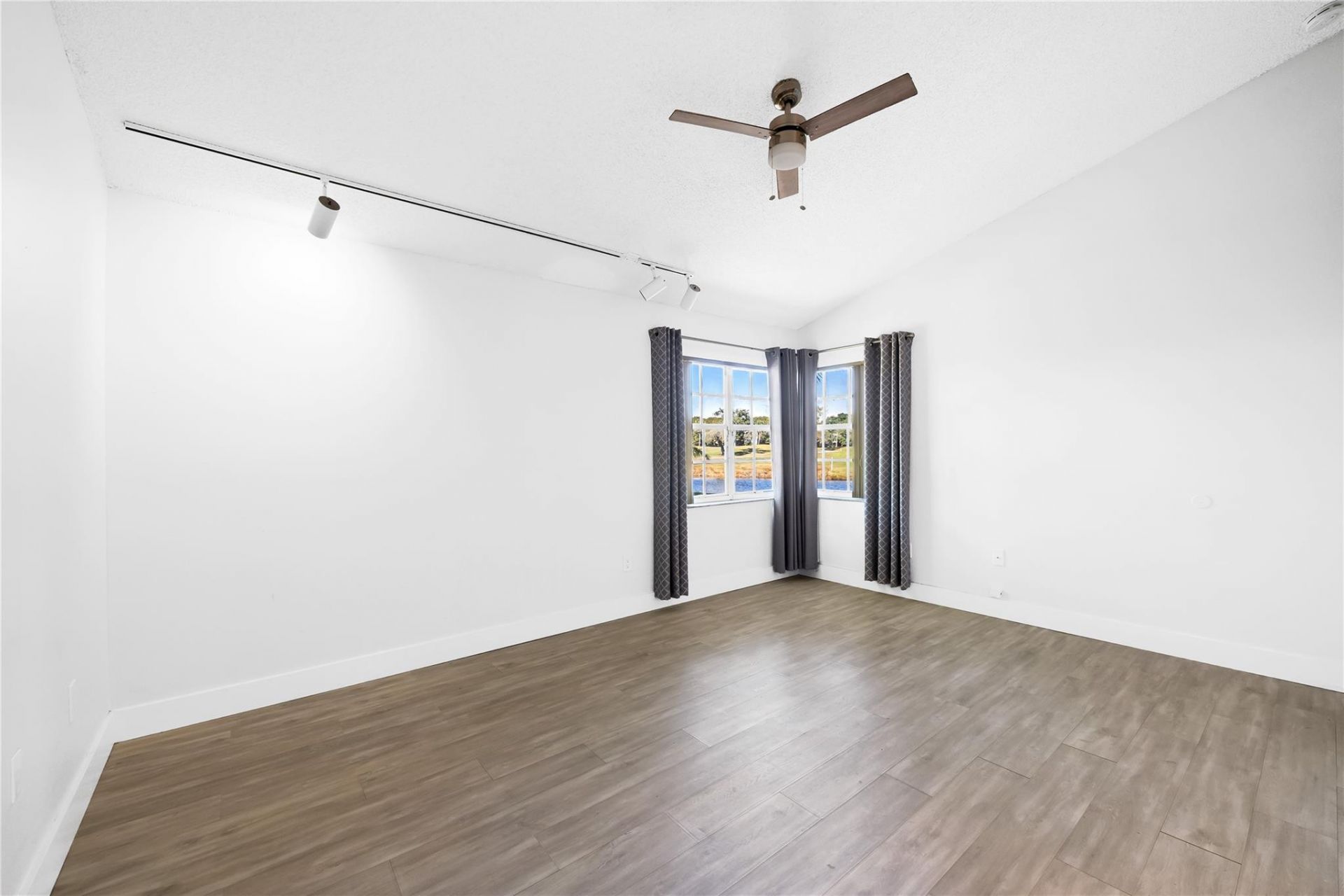 8245 NW 70th Street, Tamarac, FL 33321 Photo