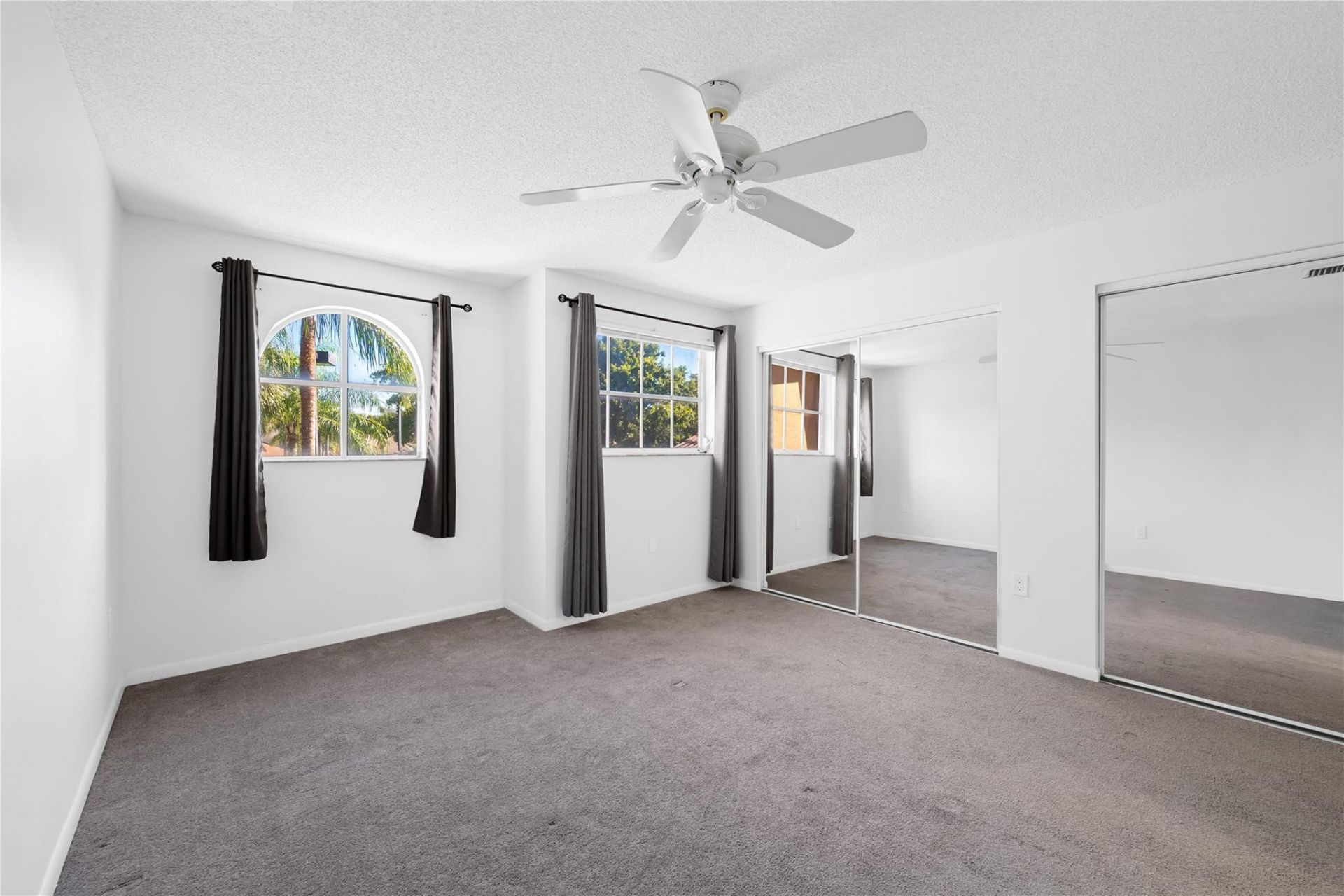 8245 NW 70th Street, Tamarac, FL 33321 Photo