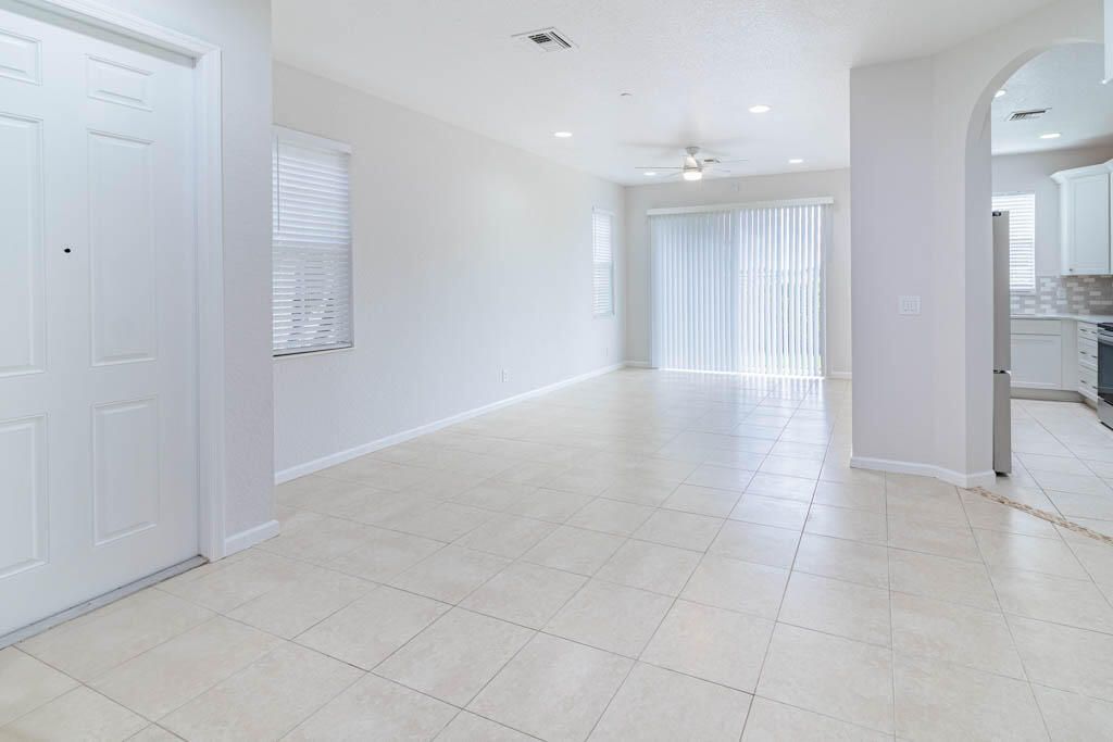 356 SE Bloxham Way, Stuart, FL 34997 Photo