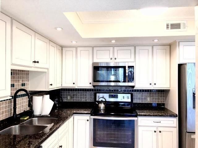 4200 N N Ocean Drive Drive, Unit 2-101, Riviera Beach, FL 33404 Photo