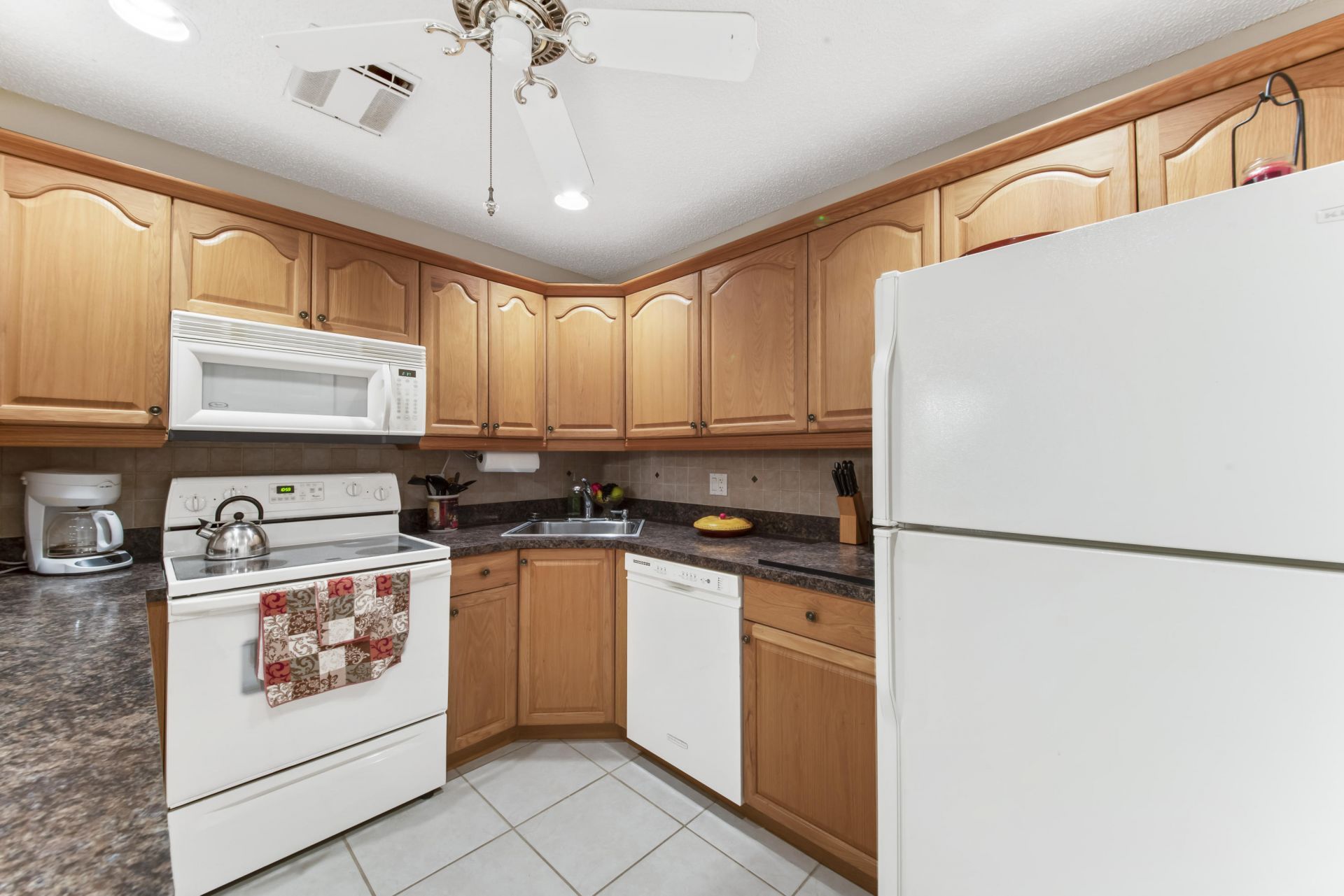 417 Pine Glen Lane, Unit D-2, Greenacres, FL 33463 Photo