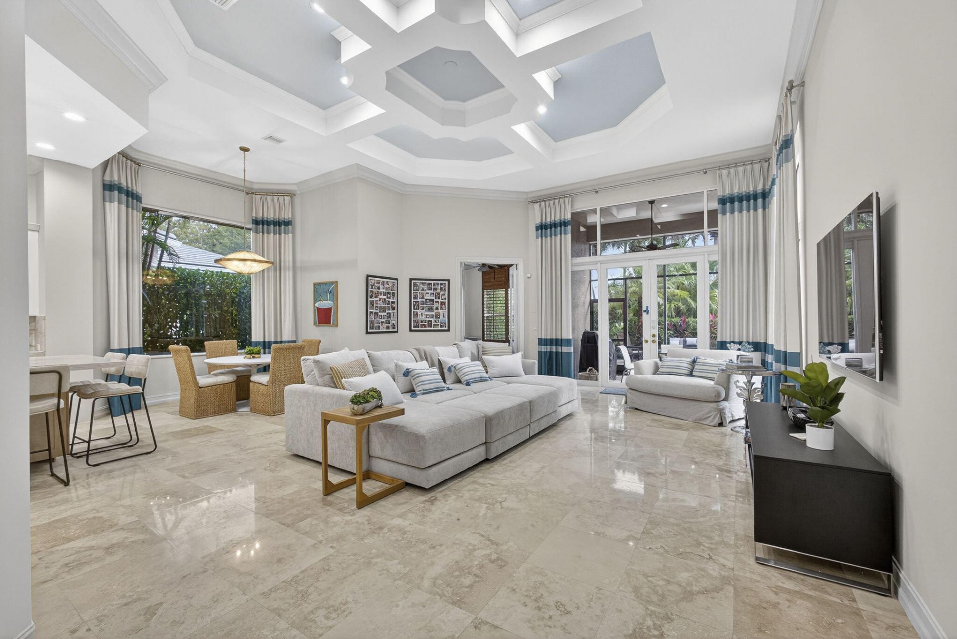 120 Via Mariposa, Palm Beach Gardens, FL 33418 Photo