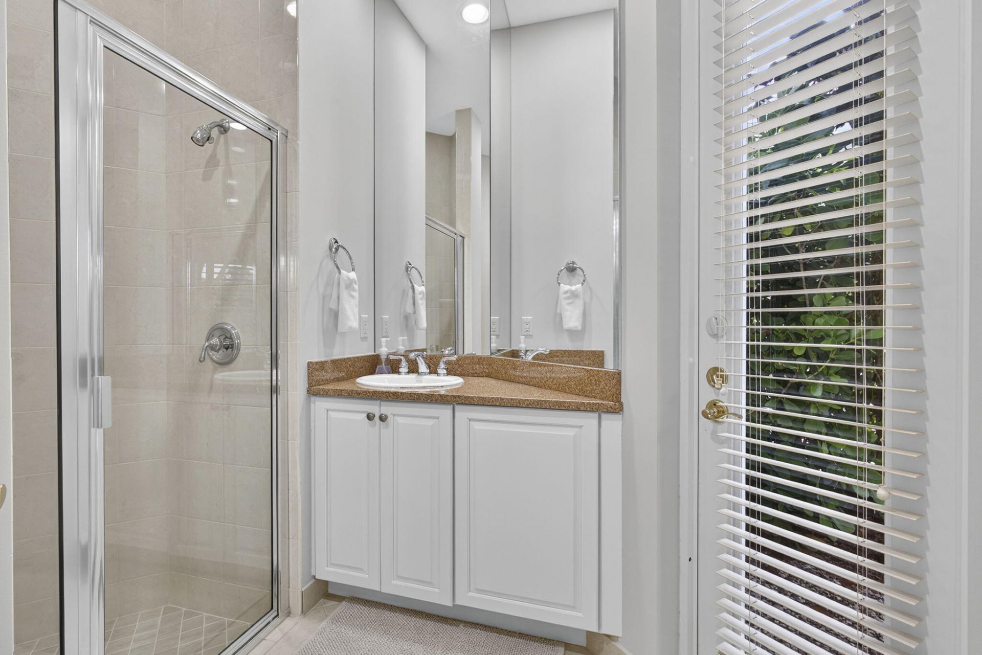 120 Via Mariposa, Palm Beach Gardens, FL 33418 Photo