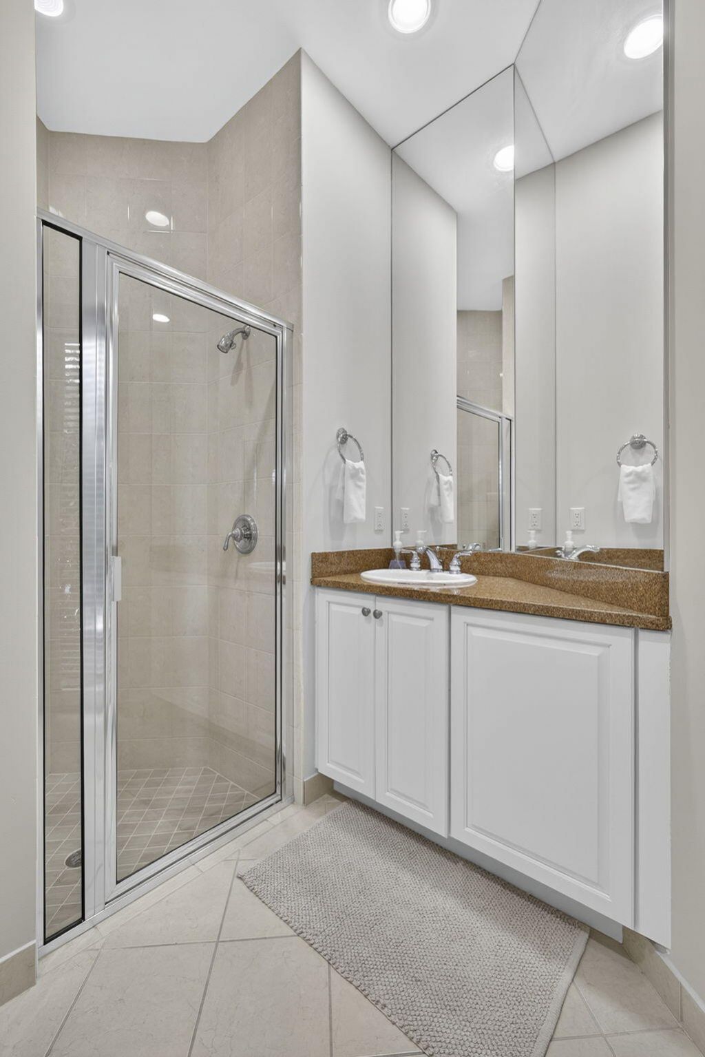 120 Via Mariposa, Palm Beach Gardens, FL 33418 Photo