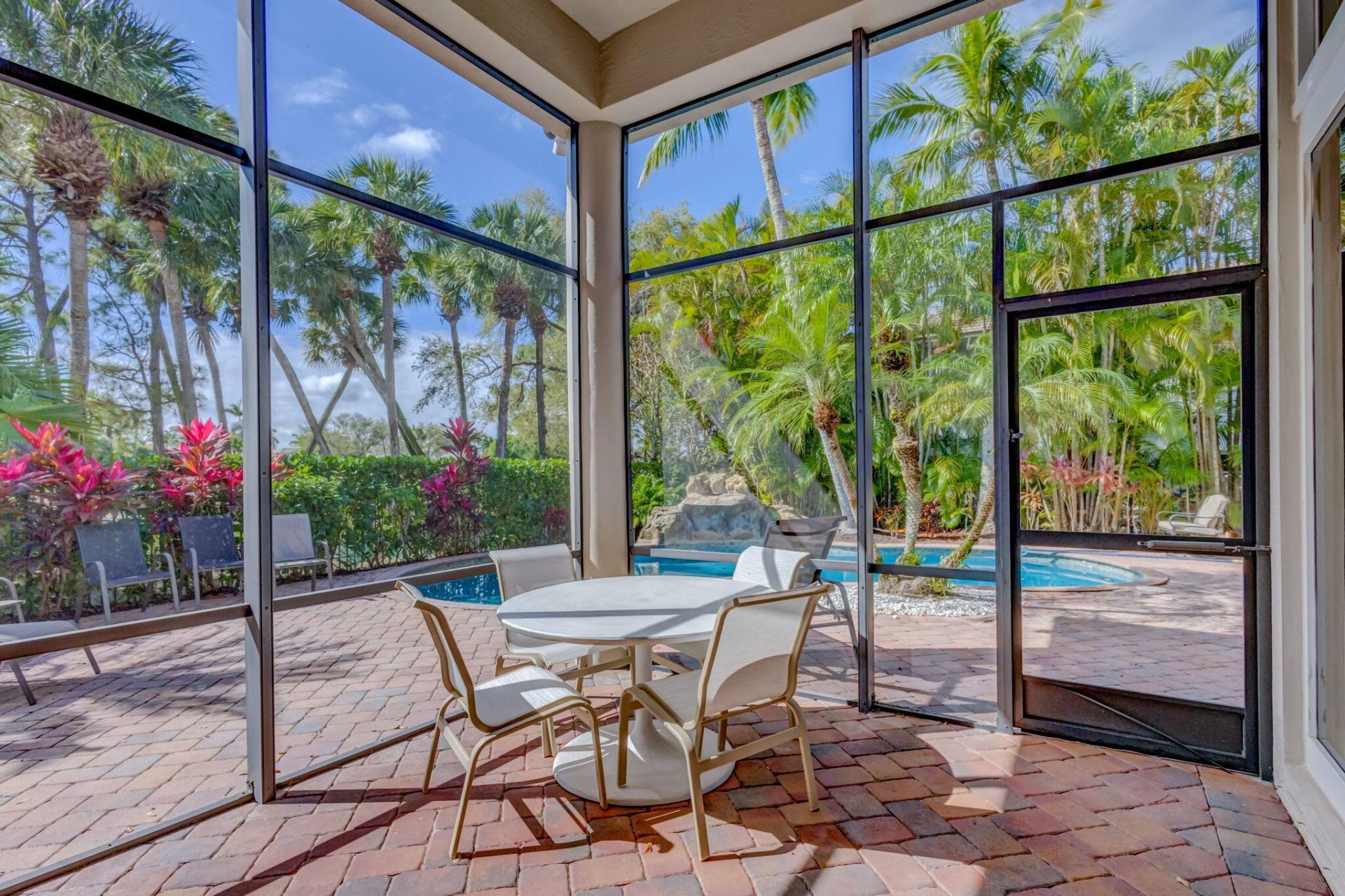 120 Via Mariposa, Palm Beach Gardens, FL 33418 Photo