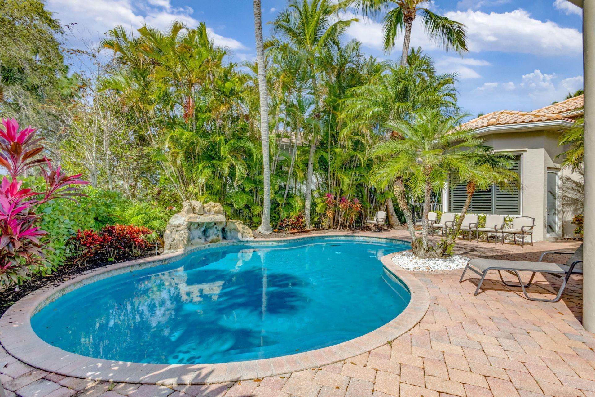 120 Via Mariposa, Palm Beach Gardens, FL 33418 Photo