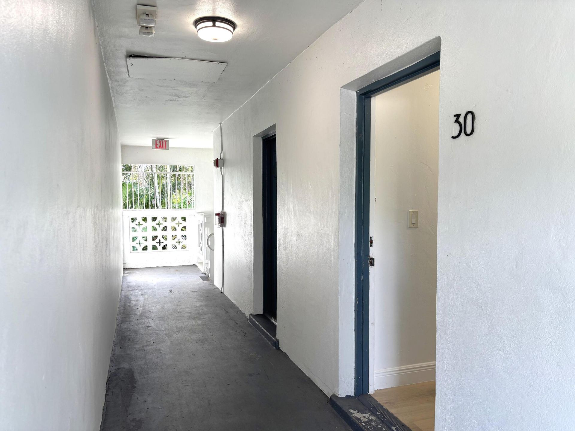 1916 SW 11th Street, Unit 30, Fort Lauderdale, FL 33312 Photo