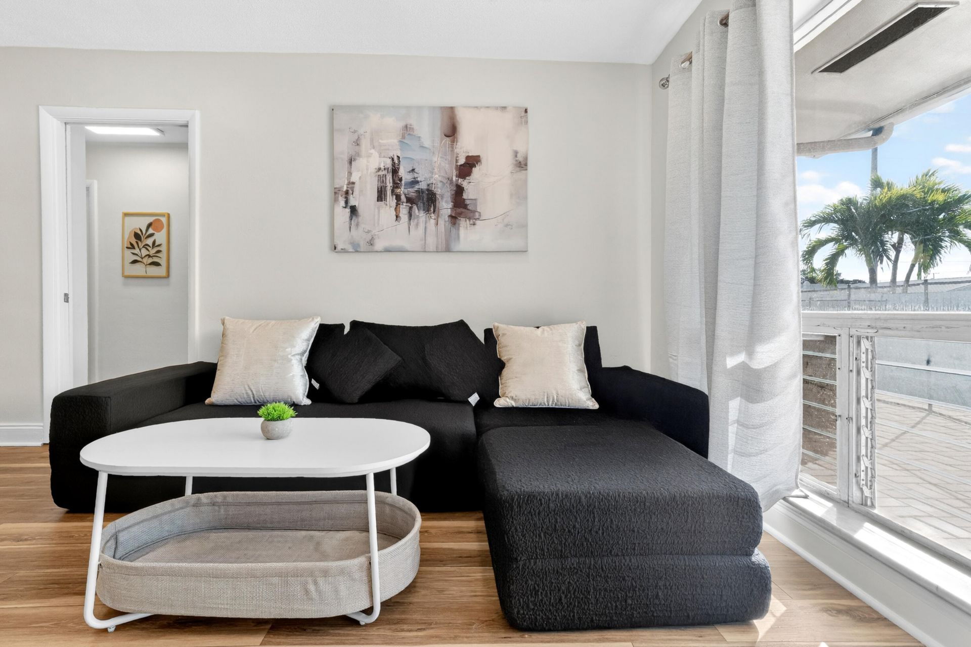 1761 NE 55th Street, Unit 1, Fort Lauderdale, FL 33334 Photo