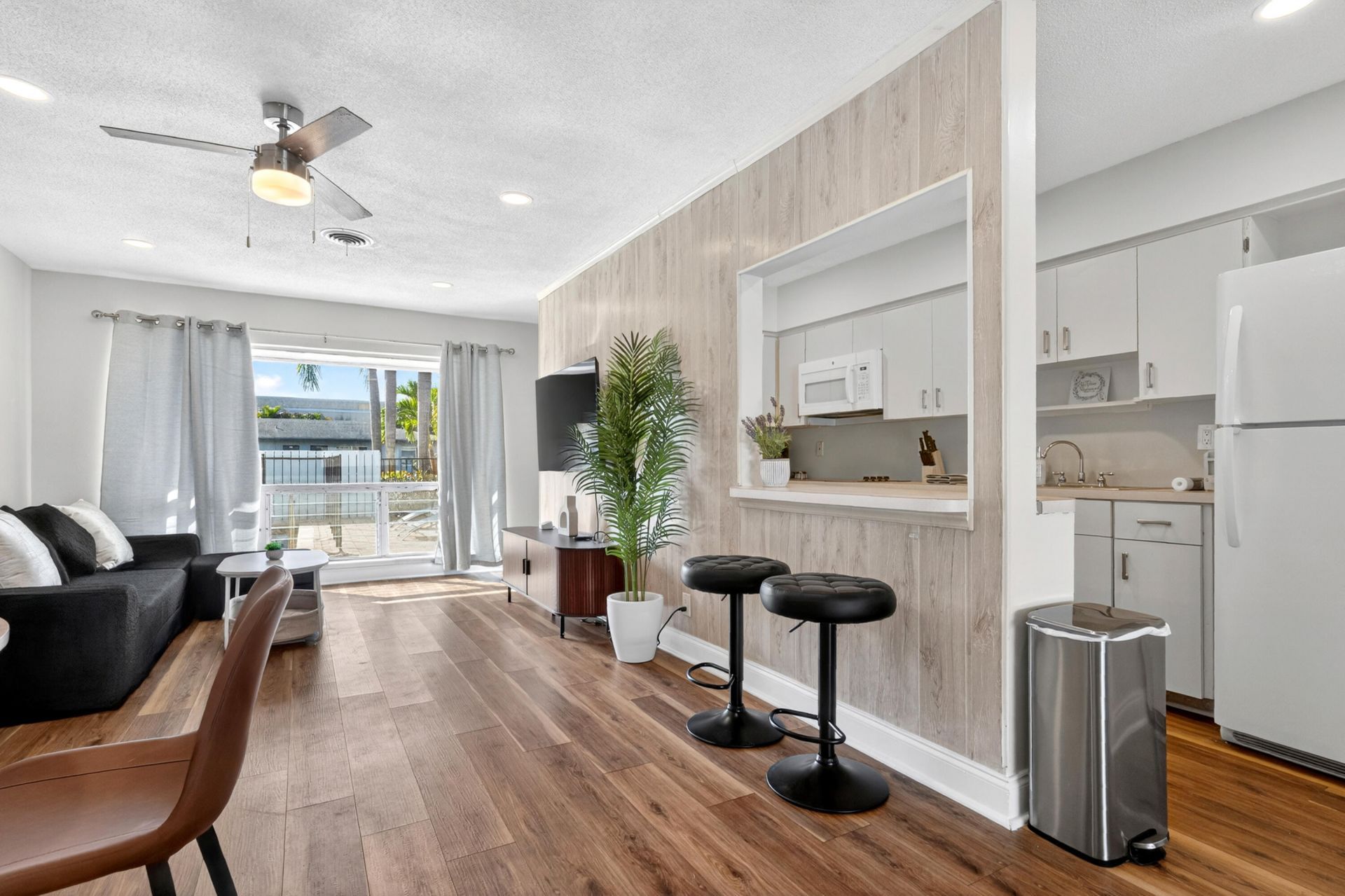 1761 NE 55th Street, Unit 1, Fort Lauderdale, FL 33334 Photo