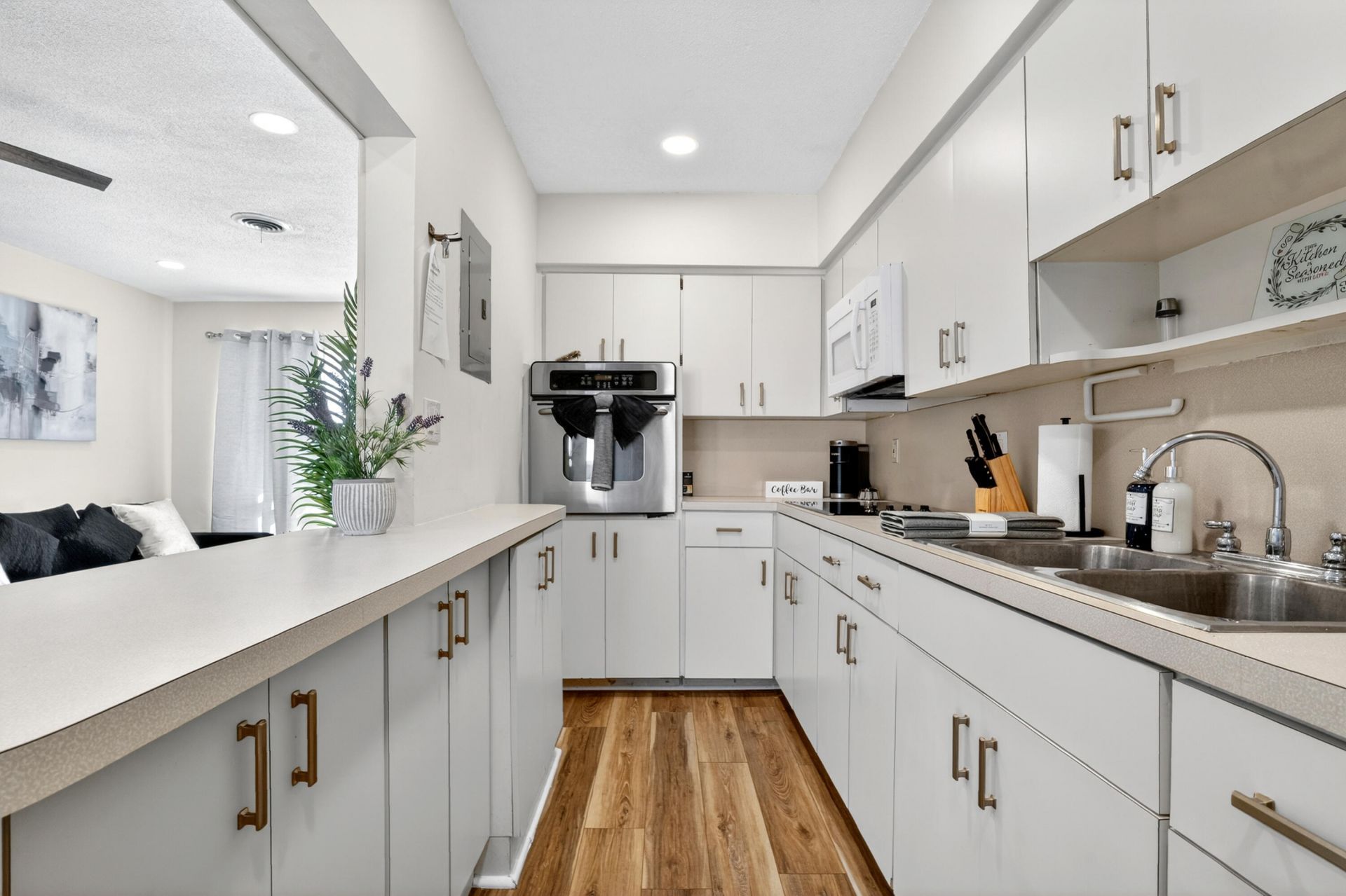 1761 NE 55th Street, Unit 1, Fort Lauderdale, FL 33334 Photo