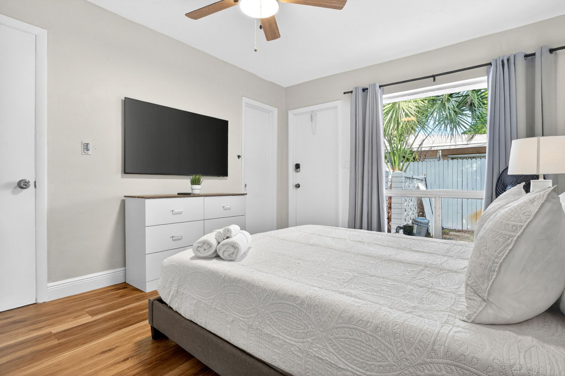 1761 NE 55th Street, Unit 1, Fort Lauderdale, FL 33334 Photo