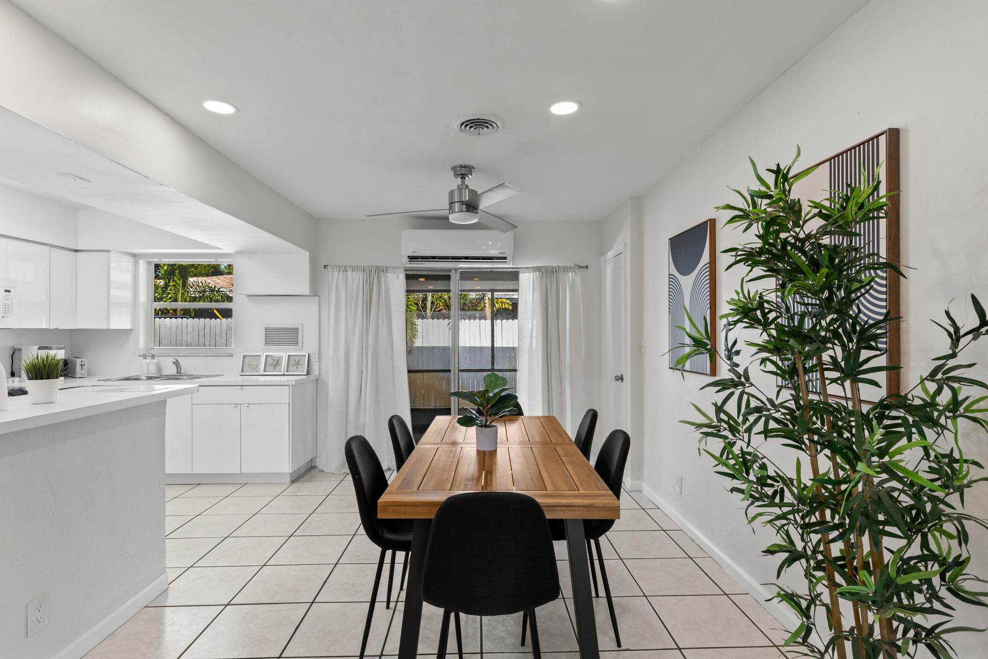 1761 NE 55th Street, Unit 2, Fort Lauderdale, FL 33334 Photo