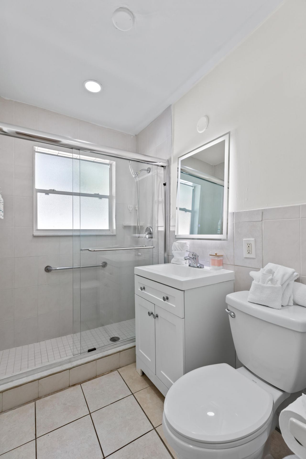 1761 NE 55th Street, Unit 2, Fort Lauderdale, FL 33334 Photo