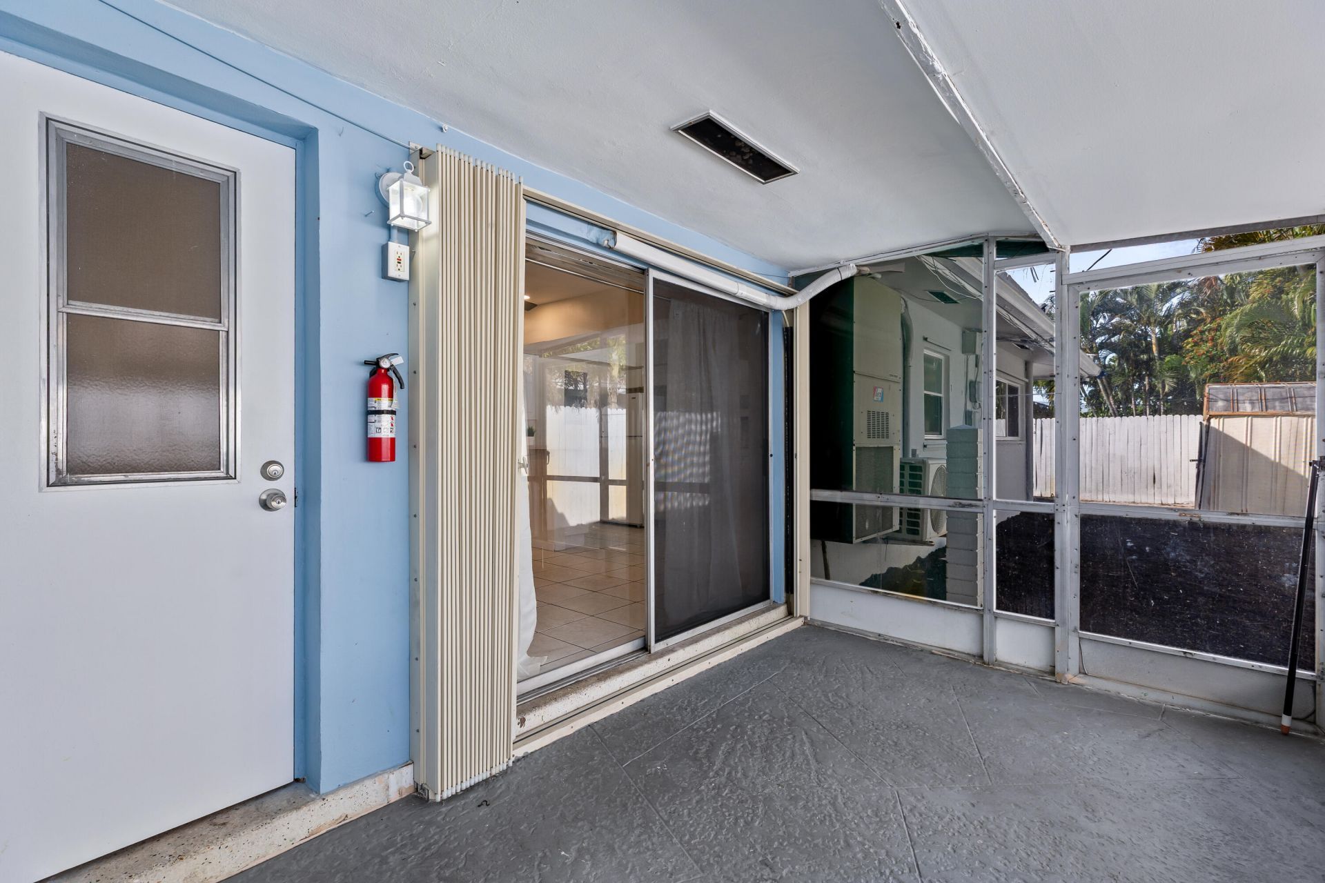 1761 NE 55th Street, Unit 2, Fort Lauderdale, FL 33334 Photo