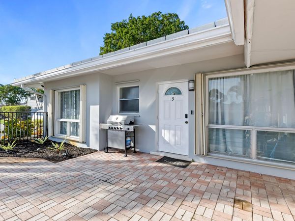 1761 NE 55th Street, Unit 3, Fort Lauderdale, FL 33334