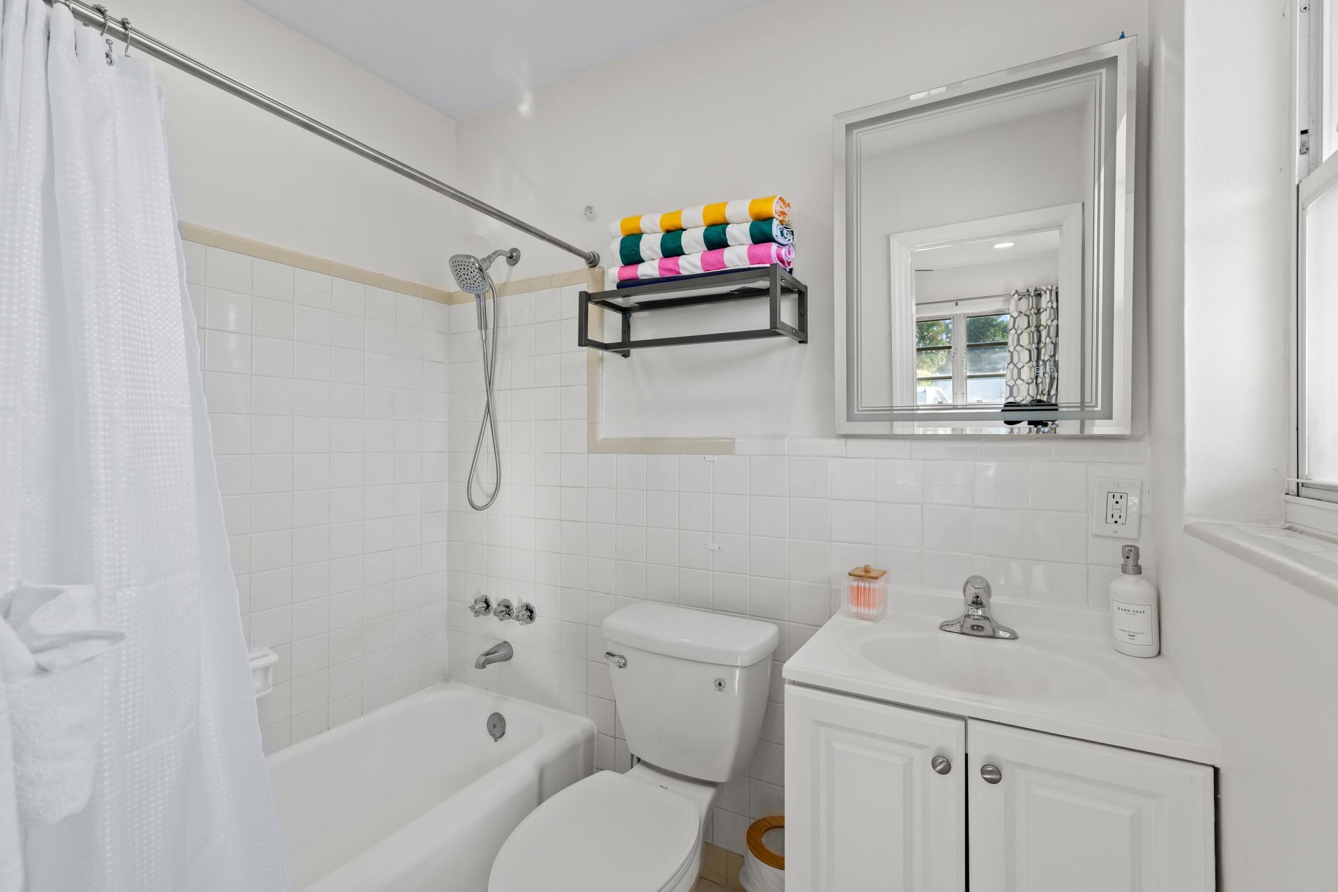 1761 NE 55th Street, Unit 3, Fort Lauderdale, FL 33334 Photo