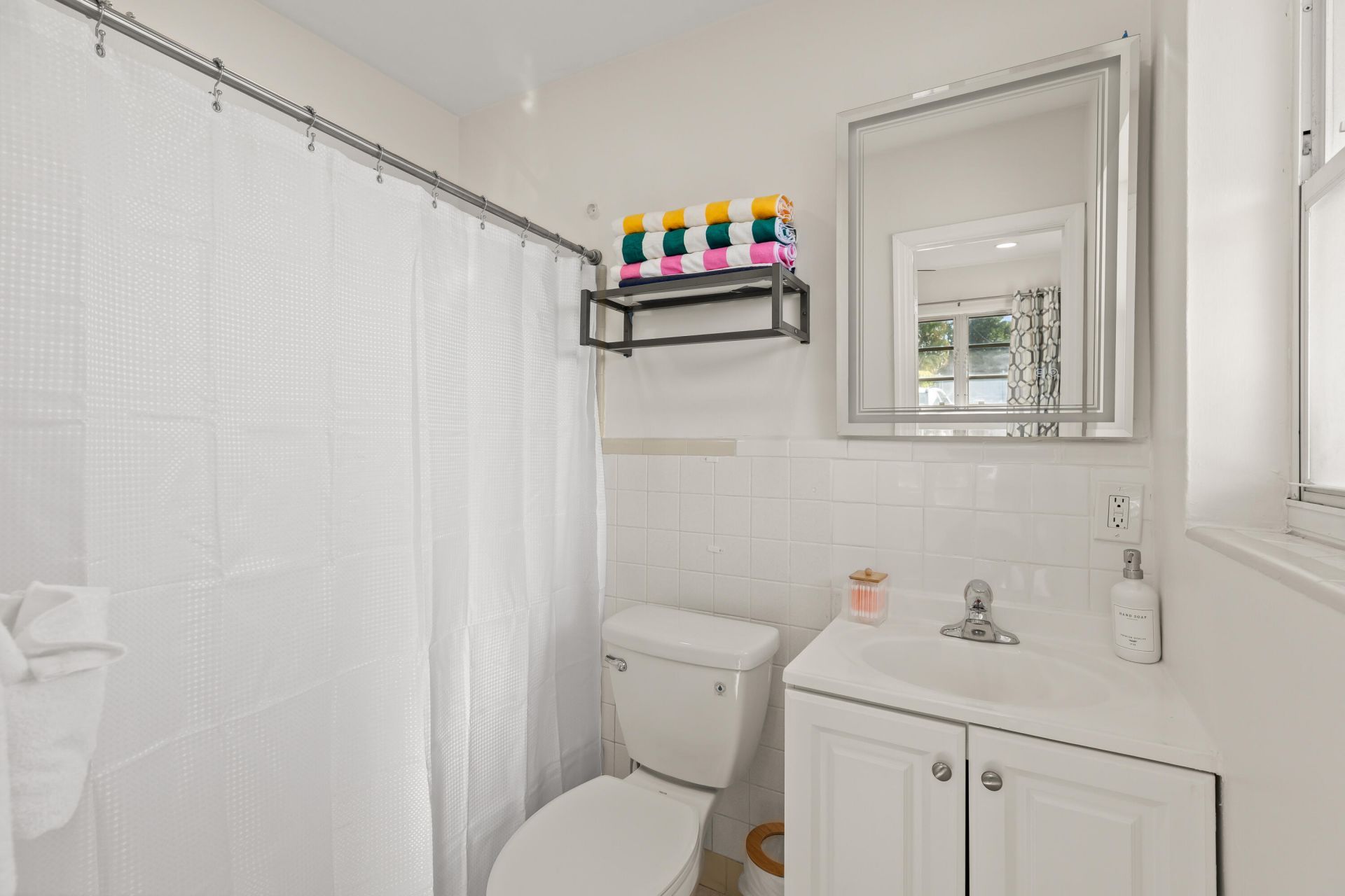 1761 NE 55th Street, Unit 3, Fort Lauderdale, FL 33334 Photo