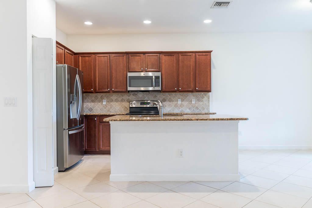 10283 Wellington Parc Drive, Wellington, FL 33449 Photo