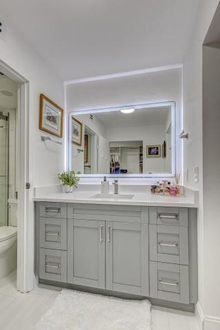 5440 N Ocean Drive, Unit 1502, Singer Island, FL 33404 Photo