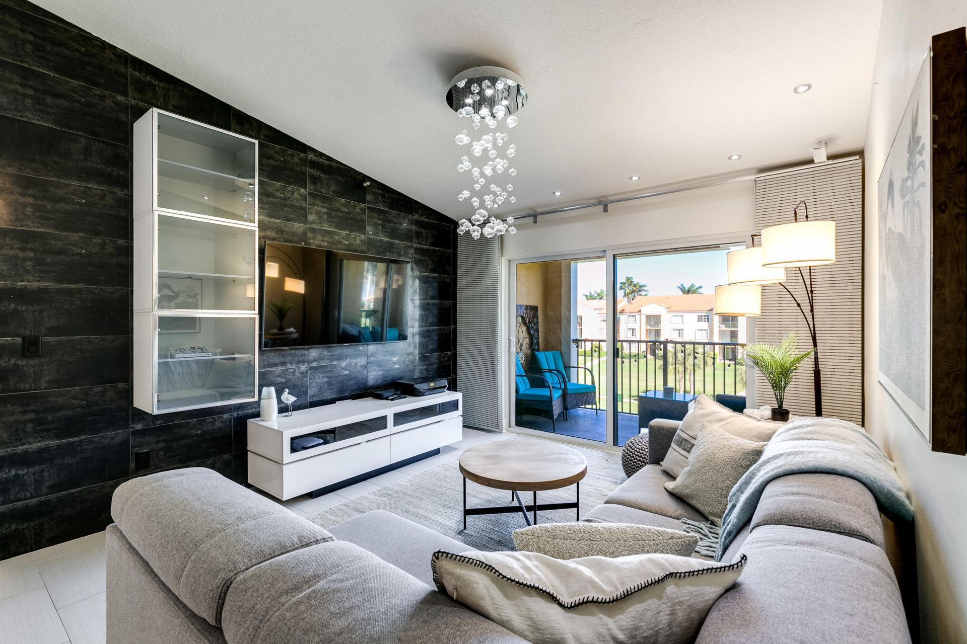 157 Yacht Club Way, Unit 310, Hypoluxo, FL 33462 Photo