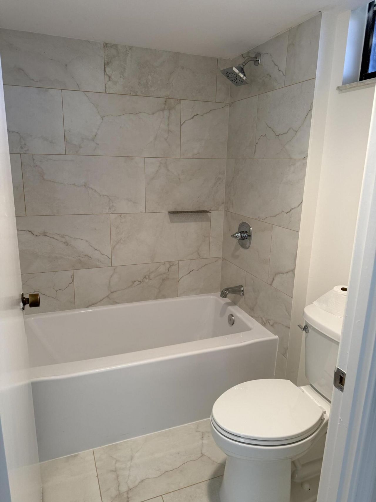 5250 Woodland Lakes Drive, Unit 130, Palm Beach Gardens, FL 33418 Photo