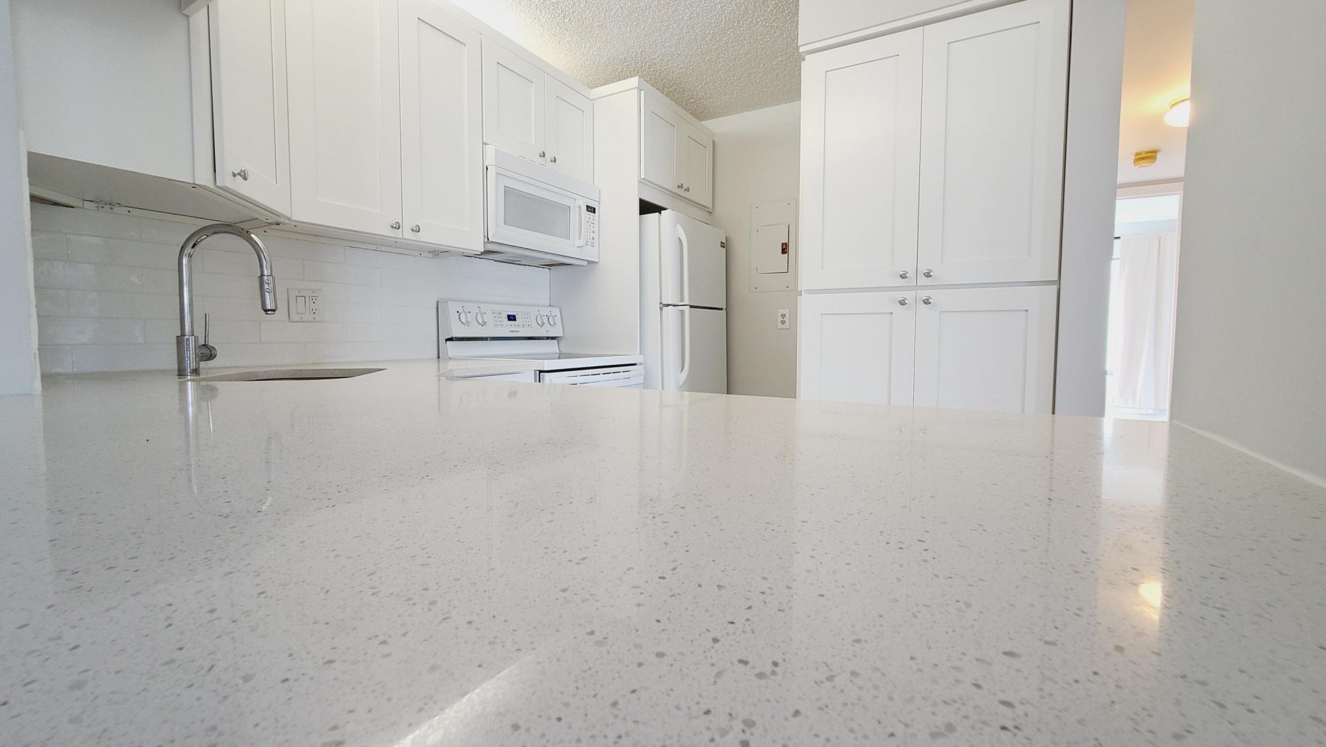 1109 Green Pine Boulevard, Unit B2, West Palm Beach, FL 33409 Photo