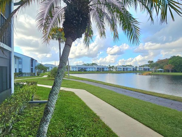 1001 Green Pine Boulevard, Unit B1, West Palm Beach, FL 33409