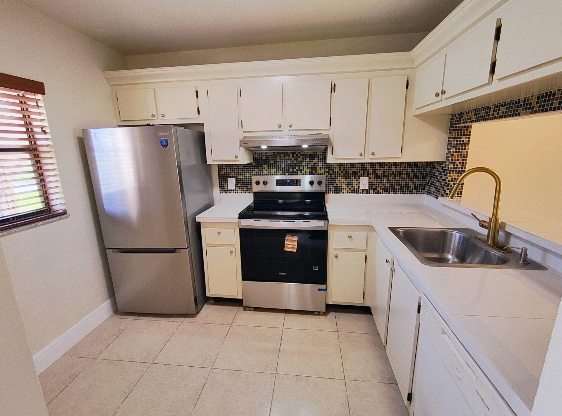 6736 Palmetto Circle S, Unit 102, Boca Raton, FL 33433 Photo