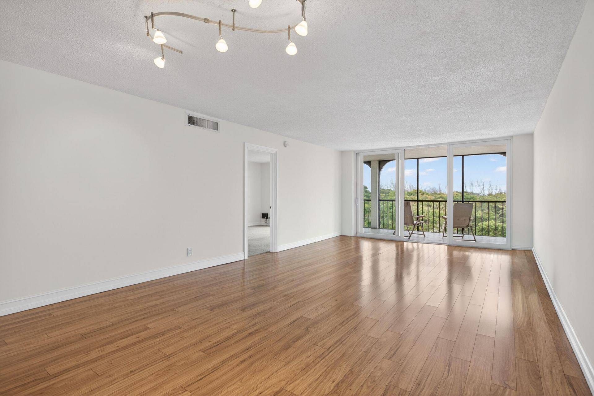 1631 Riverview Road, Unit 504, Deerfield Beach, FL 33441 Photo