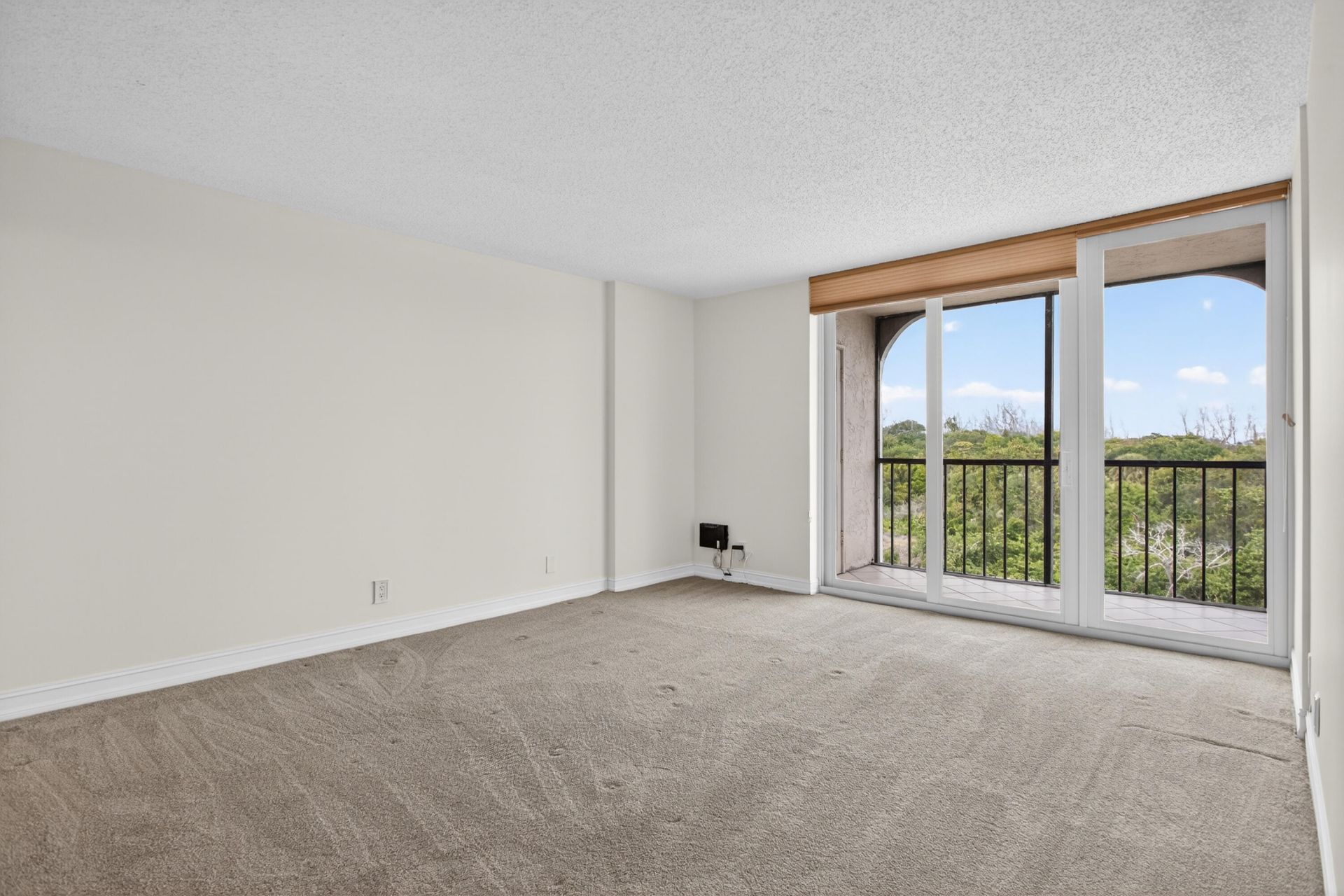 1631 Riverview Road, Unit 504, Deerfield Beach, FL 33441 Photo