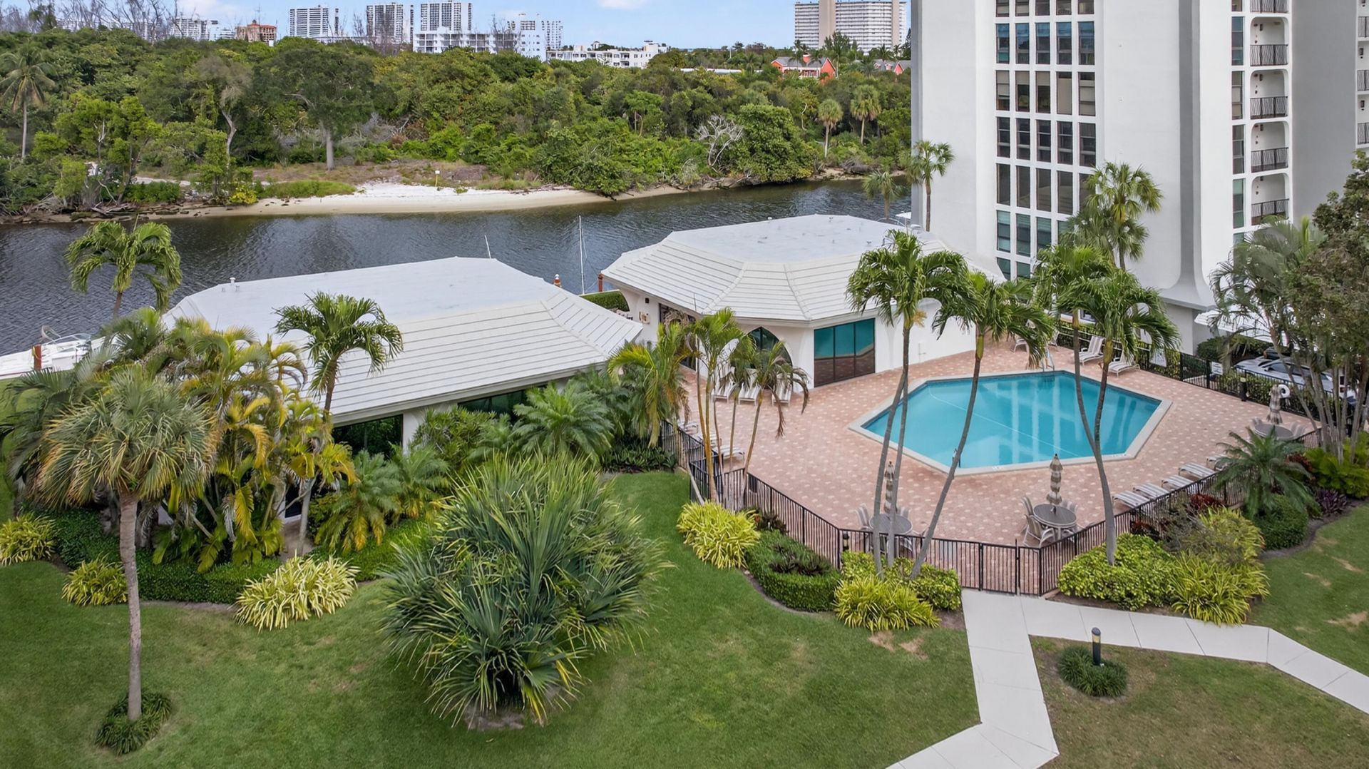 1631 Riverview Road, Unit 504, Deerfield Beach, FL 33441 Photo