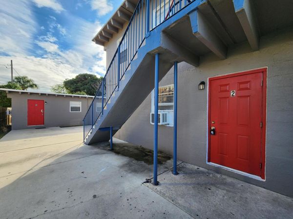 512 19th Street, Unit 2, West Palm Beach, FL 33407